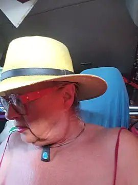 Hot-Muci live sex cam