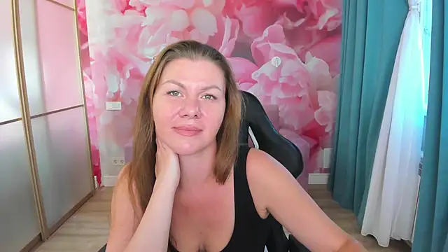 LunaKissesx webcam
