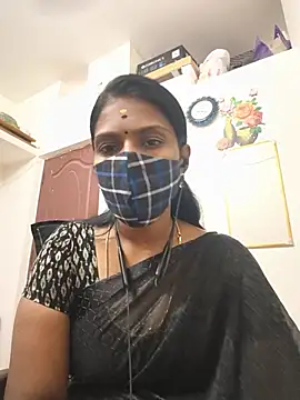 Tamil_Yalini12 live cam on StripChat
