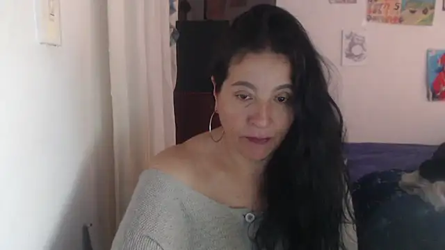 stefilove10 live cam on StripChat