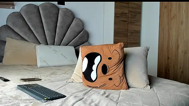 manucute_23_ webcam