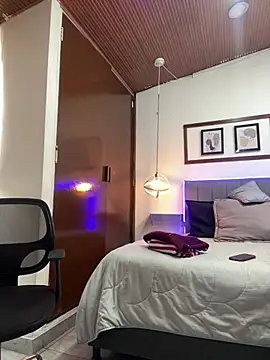 karlamorris_ webcam