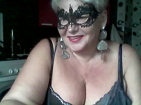 Lisa_Suzie webcam