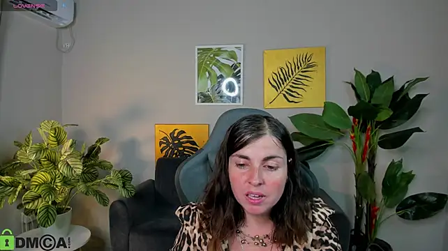 MartaEdams webcam