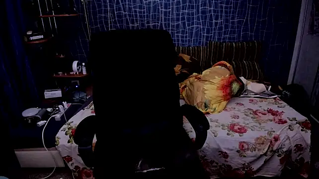 CuteBoy228 webcam