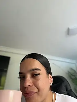 JuanitaMore01 webcam