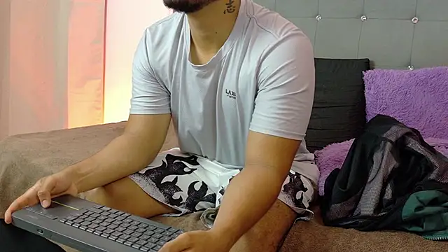 ander_montoyaa webcam