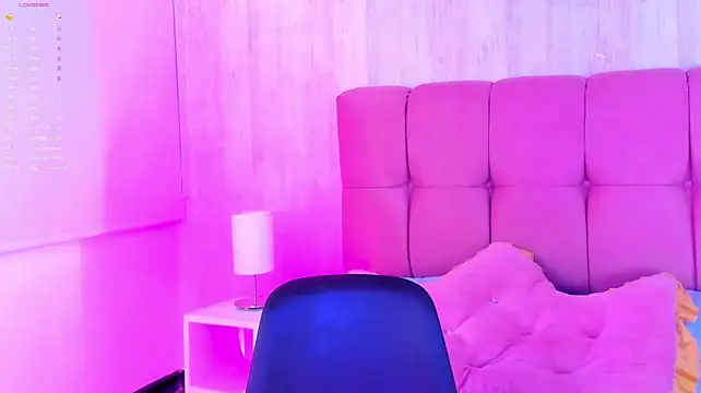 Sweet_wolff_ webcam