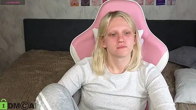 Lilly_Jhonass webcam