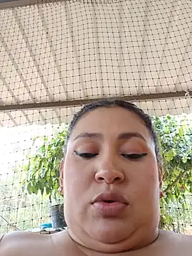 Hot_bella12 webcam