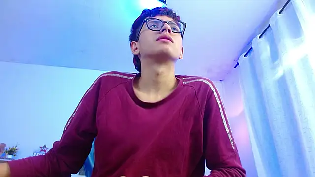 alexcum_18 webcam