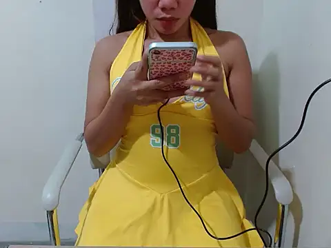 xxsweetella18 webcam