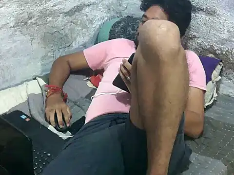 ROCOGUJUBULL webcam