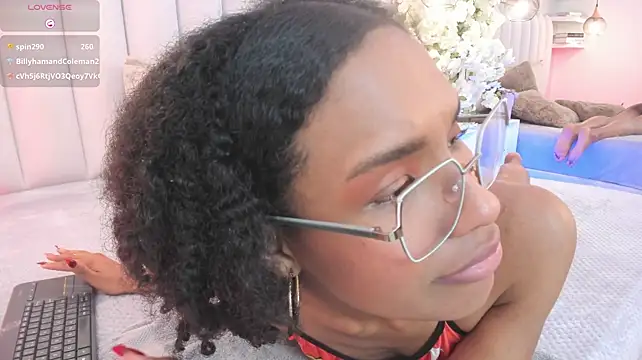 Megan__Hart_ webcam