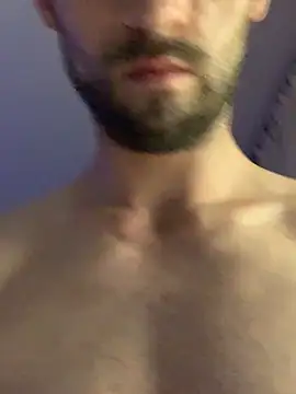 Hotrussian0 live cam on StripChat