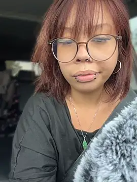 moan4mona webcam