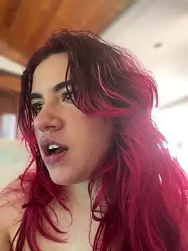 NikkiNix