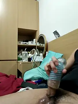 hotstarkoko (Ask my age) - Tip 2,000+TK Cum For You
