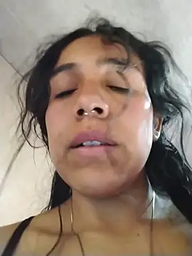 loveHoney02 webcam