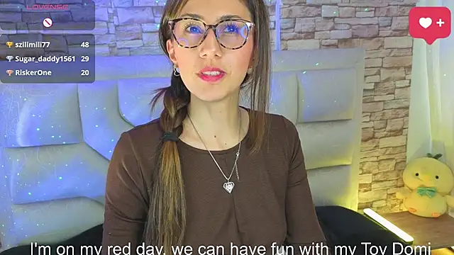 _jade_white_ webcam