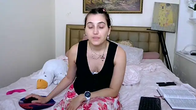 Iren live cam on StripChat