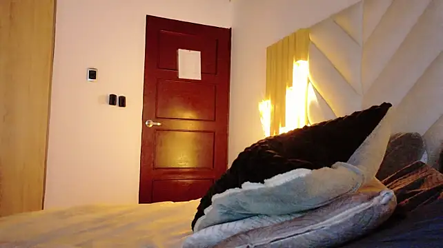 Anaise_latif webcam