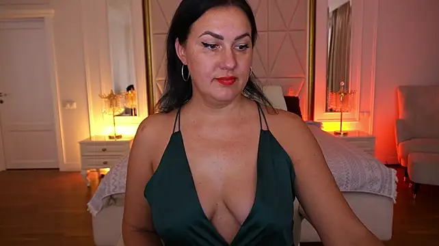 VelvetLuck webcam