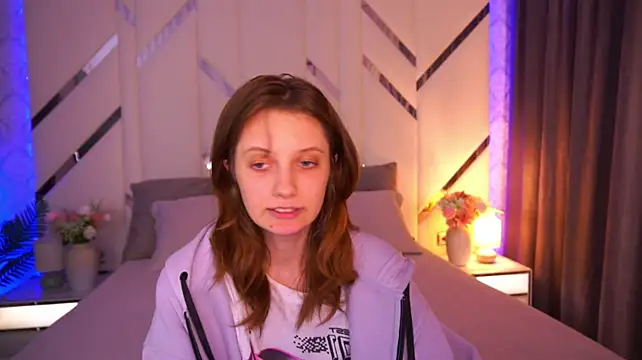 CuteeFoxy webcam