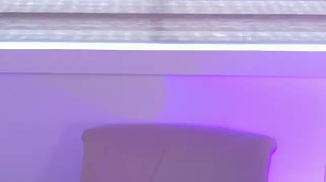 ZoeyPetit webcam