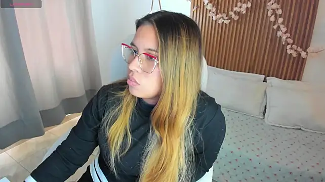 Evely_crosss webcam