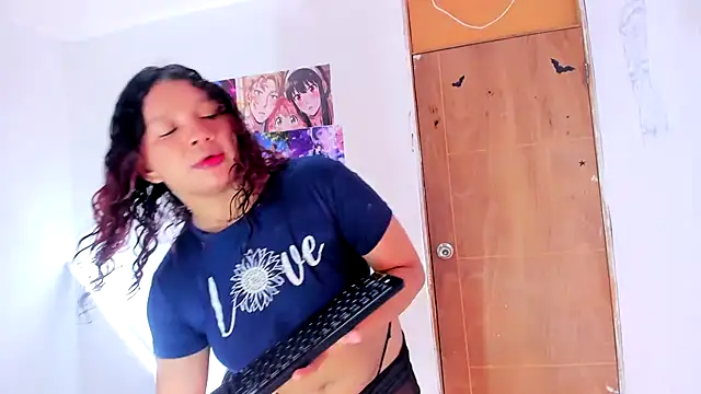 Emily_Coper18 webcam