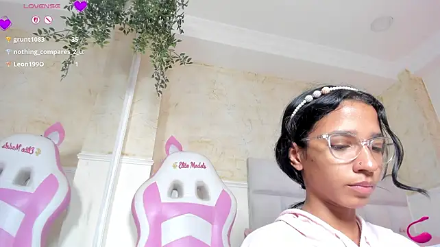 ScarletEvanss_ webcam