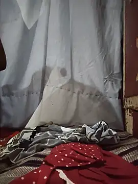 Ezabelljohn webcam