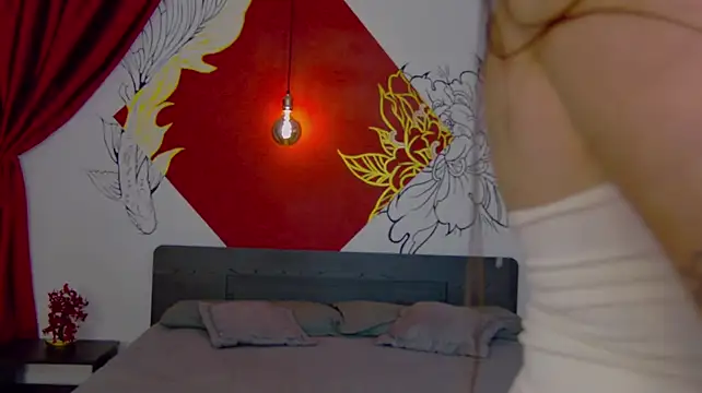 Lia_Avalon webcam