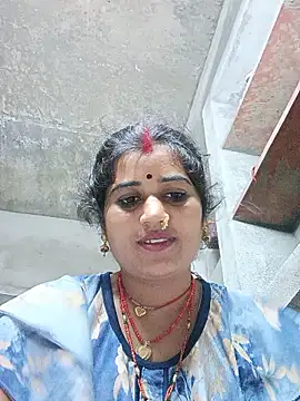 Hot_kamla