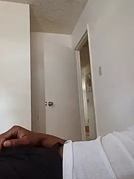 SOULSNATCHR webcam
