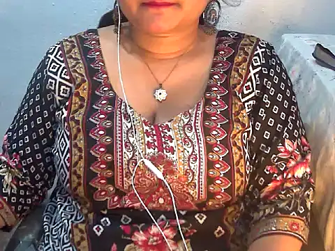 Saniya_K2 live cam on StripChat