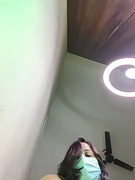 Sapnadarling live cam on StripChat