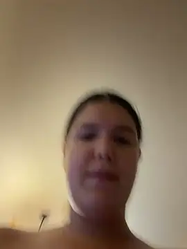 BettyyBlue live cam on StripChat