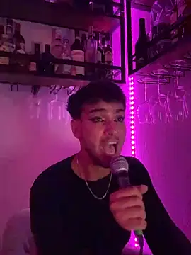 Gipsyboysteve live cam on StripChat