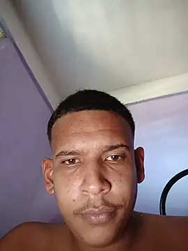 Ron_0101 live cam on StripChat