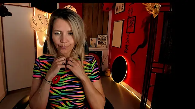 NicoleHitman webcam