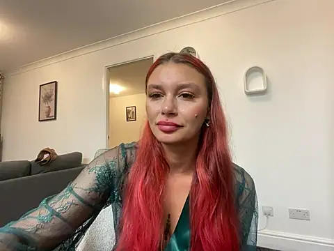 FoxyValentine webcam