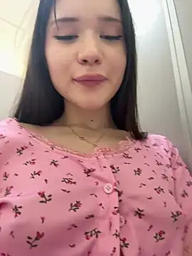 kitty_sixseven webcam