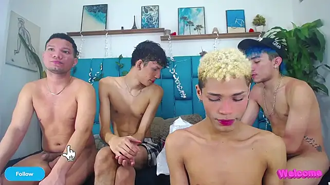 Dirty3someGuys live cam on StripChat