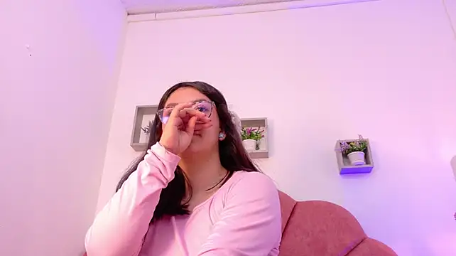 Aria_Rosee webcam