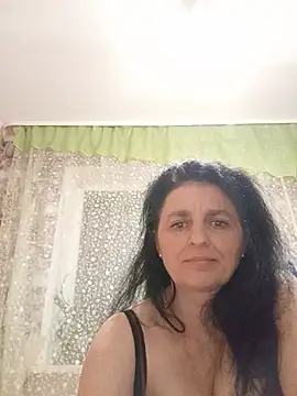 MidnightRose7192 webcam