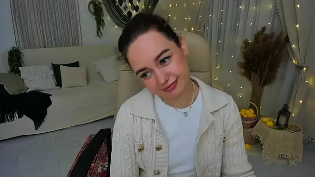MiracleCurly webcam