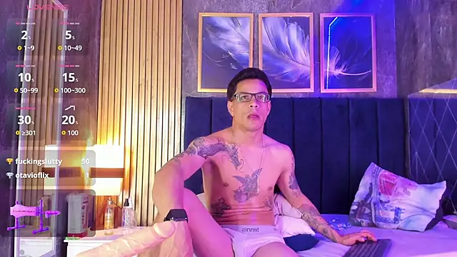Andrew_Haalls live cam on StripChat
