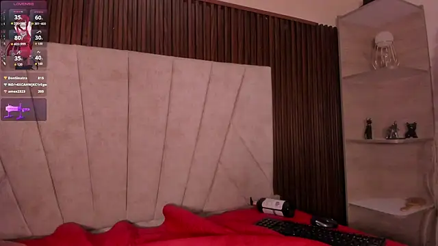 nikkita_dragon_ webcam